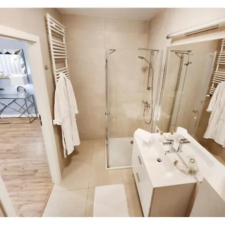 Rest Luxury Apartment Kolobrzeg
